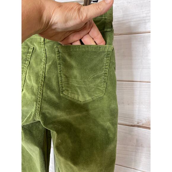 American Eagle Women's 00 Short Green Corduroy Stretch Ankle Pants Trousers - Picture 5 of 7